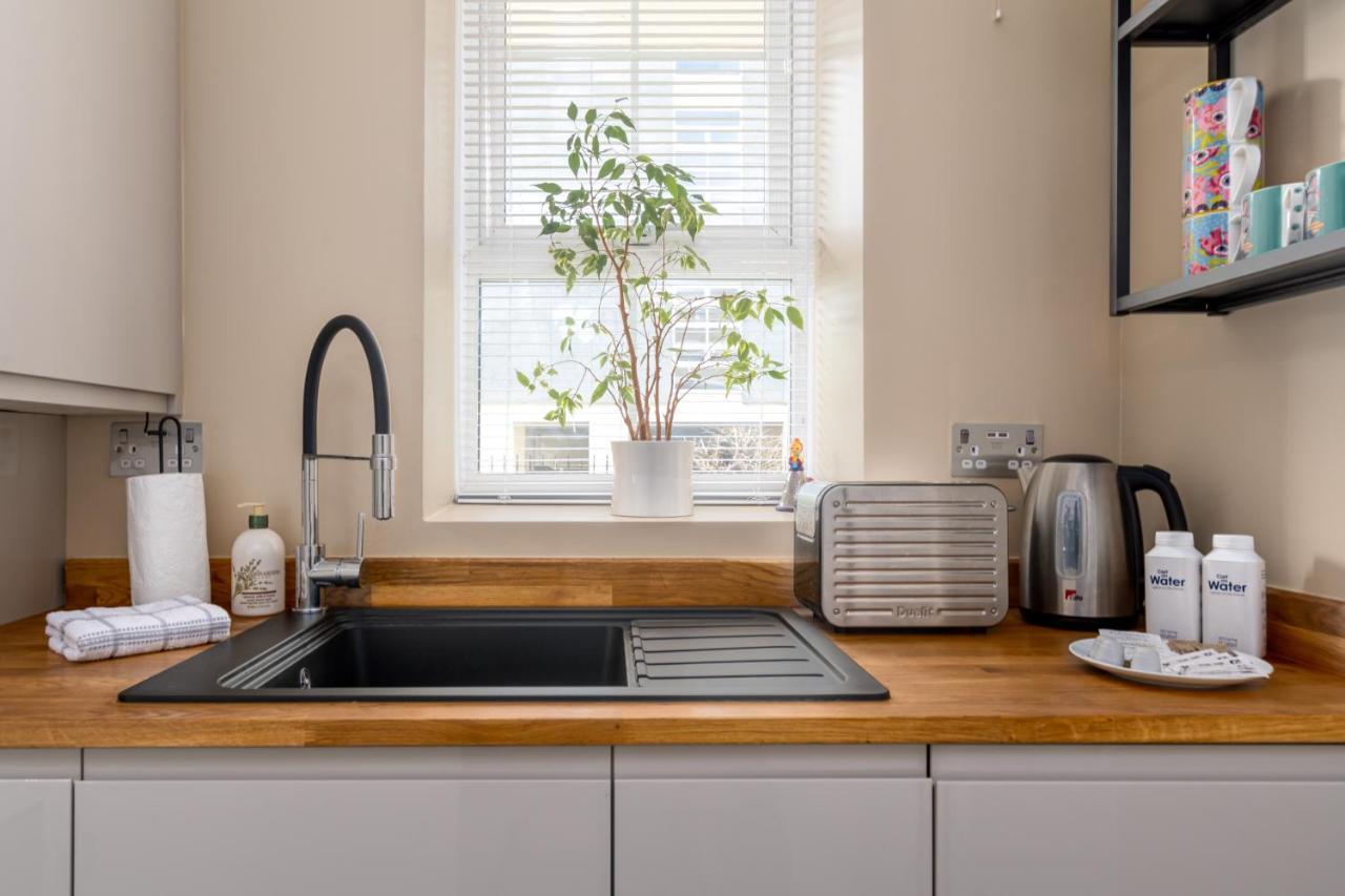 1 Bedroom In Vauxhall Near Big Ben * Londra
